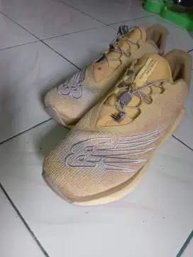 NB Fuelcell Stone Island Size 45