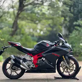 HONDA CBR 250RR NON ABS BLACK 2019 KM LOW PAJAK HIDUP MULUS
