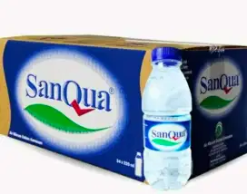 AIR MINUM SanQua botol 220ml