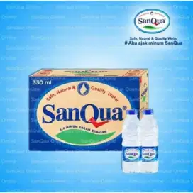 AIR MINUM SanQua botol 330ml