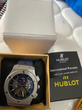 Jam tangan hublot