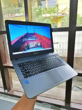 LAPTOP ASUS NO MINUSSS