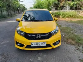 Brio satya E matik 2023..km 9 rb.