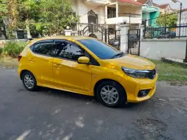 Brio satya E matik 2023..km 9 rb.