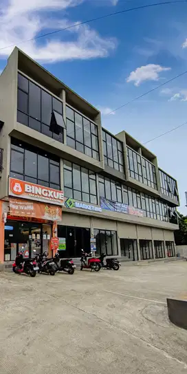 BEST DEAL Ruko 3 lantai Siap Bisnis Langsung Hadap Jalan Raya Utama