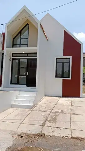 Rumah Model Scandinavian Di Kav BSM Ciwaru 4 Cilengkrang