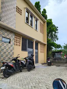 Rumah 15 Kamar 15 Kamar Mandi Kampus