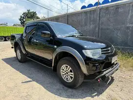 TRITON EXCEED 4x4 MANUAL 2011