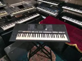 Keyboard Yamaha PSR S950
