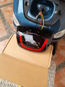 Stoplamp Vespa LX/S Unbrand Model HD corse
