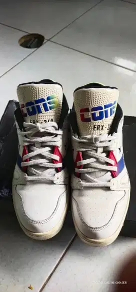 Sepatu convers original