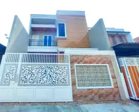 Rumah Baru Townhouse Modern minimalis Banjarsari Solo