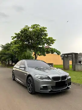BANYAK BONUS! BMW 520i 2012 BERKUALITASS
