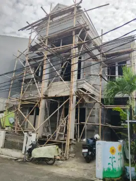 RUMAH BARU, BERGARANSI ‼️ DI TENGAH KOTA MANDIRI GALAXY