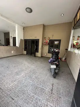 Dijual Villa Cemara Asri Murah