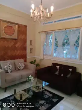 Disewakan Rumah Asri di Antapani