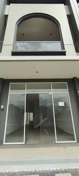 Ruko baru 2 lantai siap pakai lebar 4,5 meter Citraland Cibubur