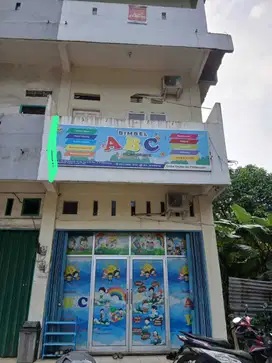 Disewakan Cepat 1 Unit Ruko 3.5 Lantai Di Jalan RE Martadinata No 8 2