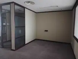 Sewa Kantor 161 m2 Sdh Partisi di Plaza Sentral Sudirman, Hrg Nego