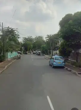 RUMAH USAH & KANTOR DI JL. RAYA RAWAMANGUN