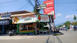TANAH DAN BANGUNAN WILAYAH SUMEDANG  Dijual Tanah murah  SHM