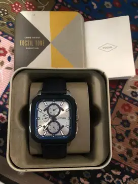 Jam tangan FOSSIL ORIGINAL warna navy LIKE NEW