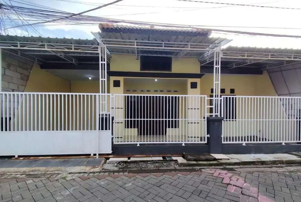 Posisi Pojok Dekat UPN Rungkut ‼️ Jual Rumah Siap Huni Medokan Ayu