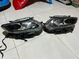HEAD LAMP DEPAN NISSAN X-TRAIL 2.5