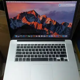 MACBOOK PRO RETINA 2015 CORE i7 RAM 16gb / SSD 256gb 15inch D-AK