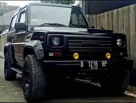 Daihatsu Taft Rocky Independent 4x4 – Mesin DL42 Diesel 2.8L