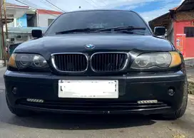 Dijual BMW 318i 2002