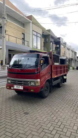 Toyota dyna engkel