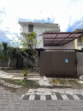 RUMAH MEWAH 2 LANTAI FULLY FURNISHED PREMIUM HOOK DI SENDANGADI MLATI