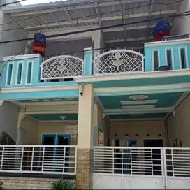 RUMAH 2 LANTAI DI JAMBANGAN