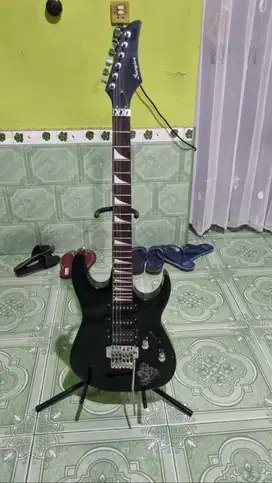 Gitar listrik scorpion