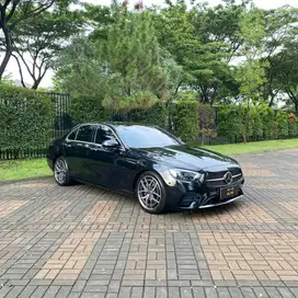 Mercedes Benz E300 AMG 2022