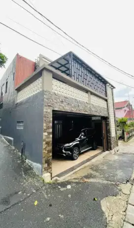 DIJUAL RUMAH STRATEGIS 2 LANTAI KALISARI, CIJANTUNG