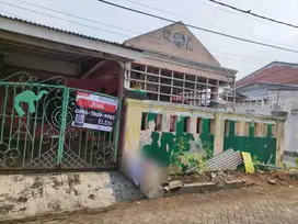 Rumah di villa regency