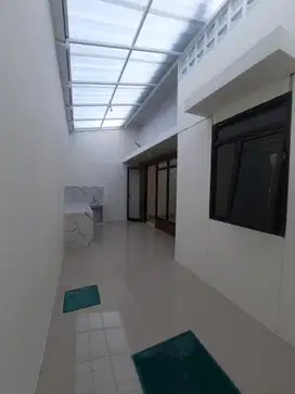 Rumah Sewa Padmagriya full canopi rapi gordyn full keramik