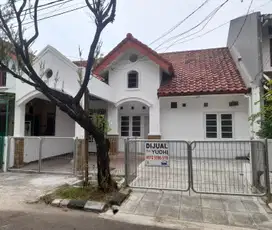 Dijual Rumah Nyaman di Kemang Pratama 3
