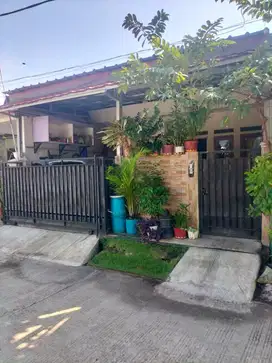Graha Prima Blok ID depan SDN 03 Satriajaya
