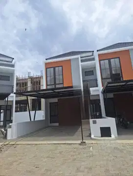 FRANS CEN-Jual rumah Metland puri dkt puri/green lake/metro permata