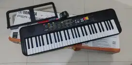 Keyboard Yamaha PSR F52 lengkap