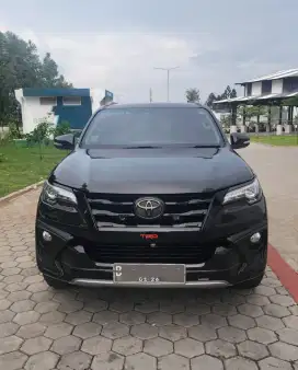 Toyota Fortuner VRZ at