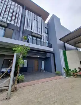 Townhouse 3 Lantai Mewah dan Exclusive Di Jakarta Selatan