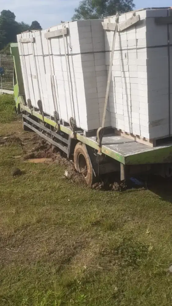 BATA RINGAN STANDAR SNI