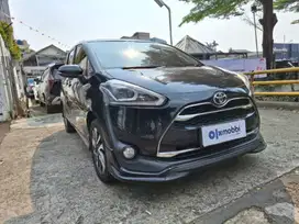 TDP Rendah Toyota Sienta 1.5 Q Bensin-AT 2018 Hitam CFVKB