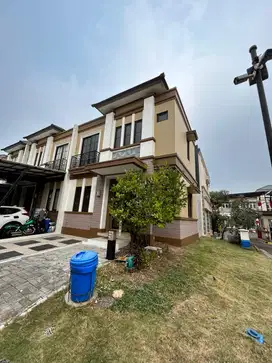 Dijual Rumah Hoek 2 Lantai di Savia Nusa Loka BSD, Tangerang Selatan