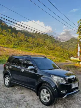 Rush tipe S matic 1.5 istimewa mulus pajak hidup