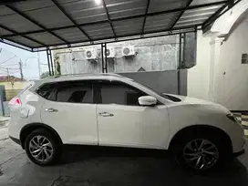 Nissan X-Trail 2015 Bensin
